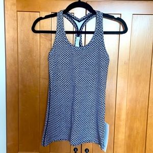 Lululemon Cool Racerback II Nulu ES